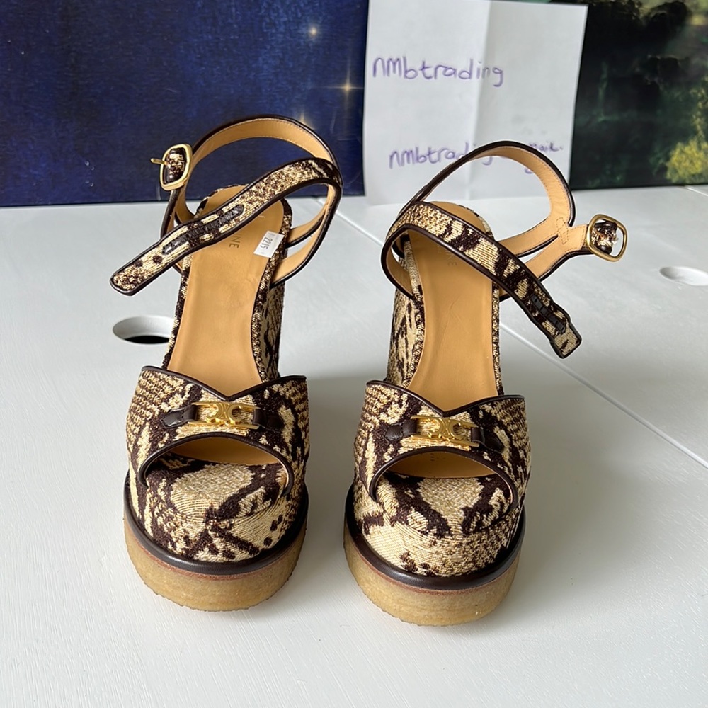 Celine made in Italy all over leopard print open toe size 7M(37) strappy wedges - Picture 3 of 17